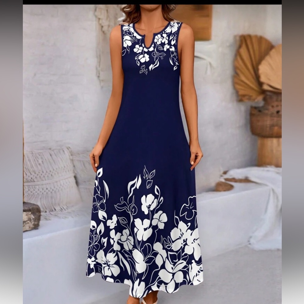 MWNT Navy Sleeveless dress with White Floral Design full stretch size 1X